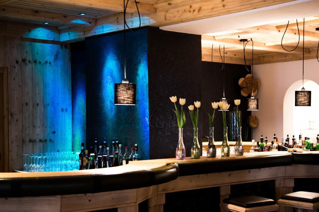Der Gruene Baum Mountain Boutique Hotel 에르발트 외부 사진