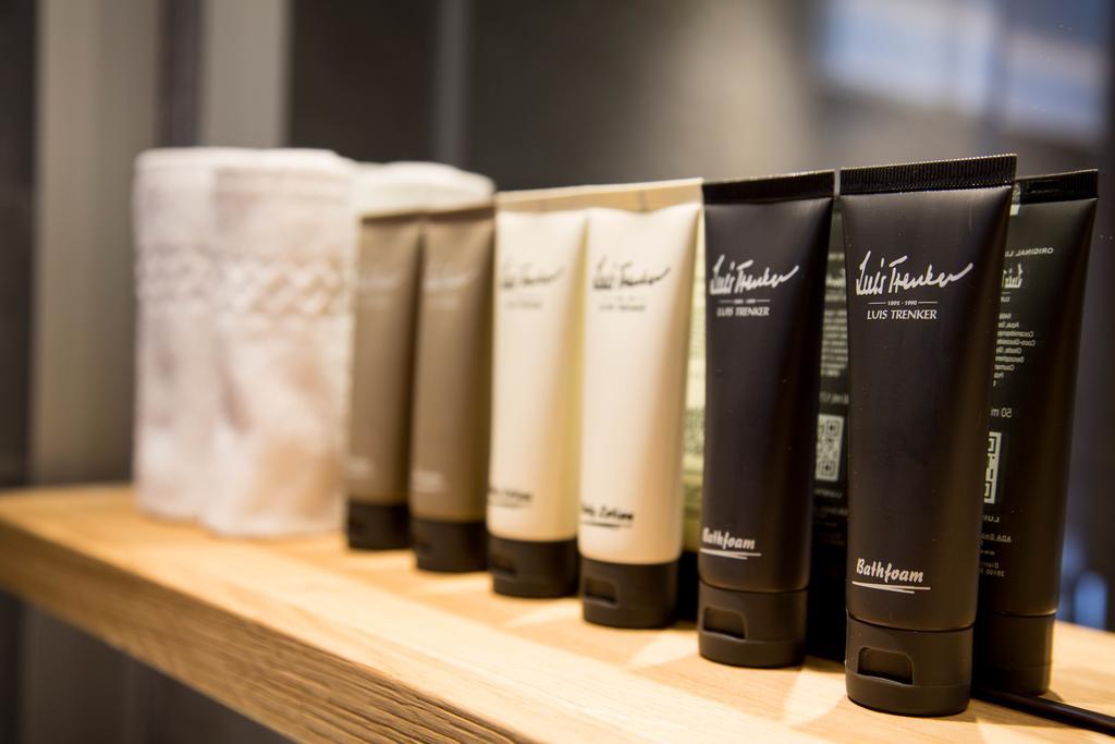 Der Gruene Baum Mountain Boutique Hotel 에르발트 객실 사진