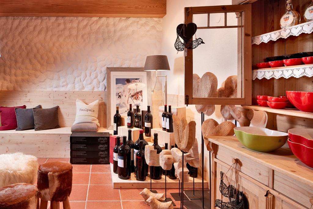 Der Gruene Baum Mountain Boutique Hotel 에르발트 외부 사진