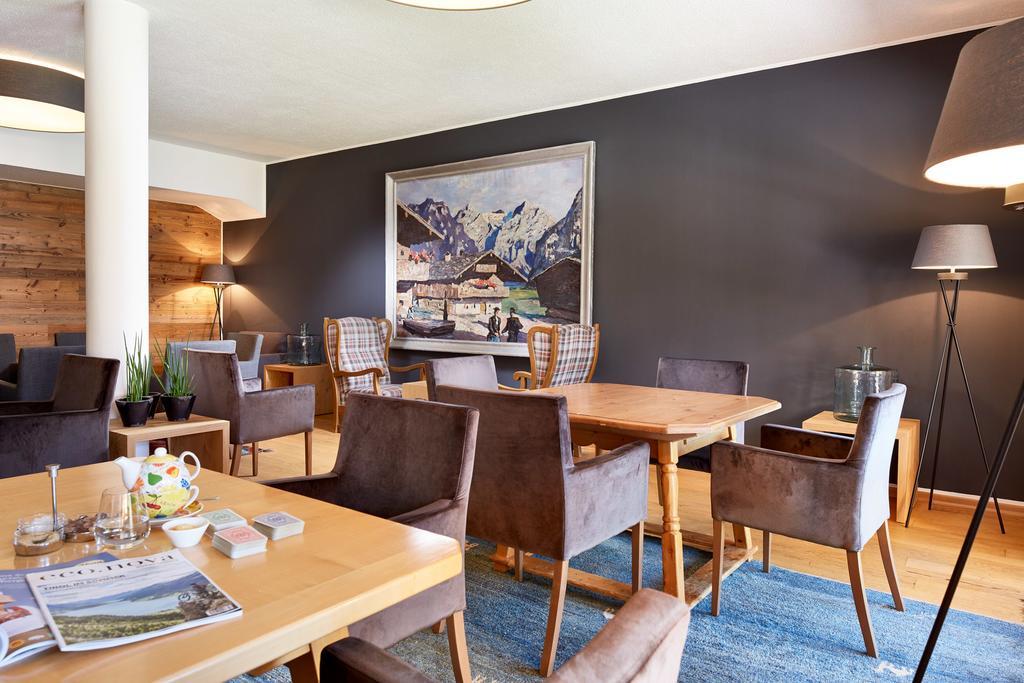 Der Gruene Baum Mountain Boutique Hotel 에르발트 외부 사진