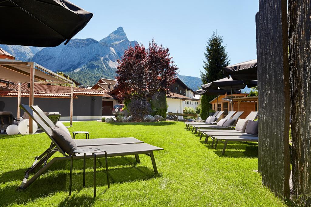 Der Gruene Baum Mountain Boutique Hotel 에르발트 외부 사진