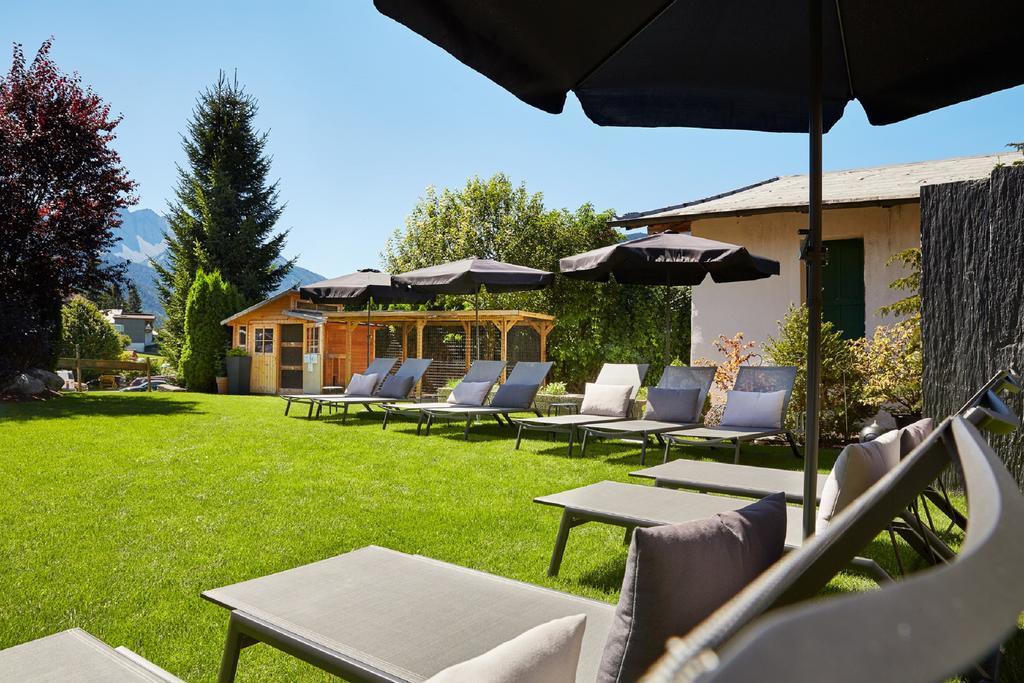 Der Gruene Baum Mountain Boutique Hotel 에르발트 외부 사진