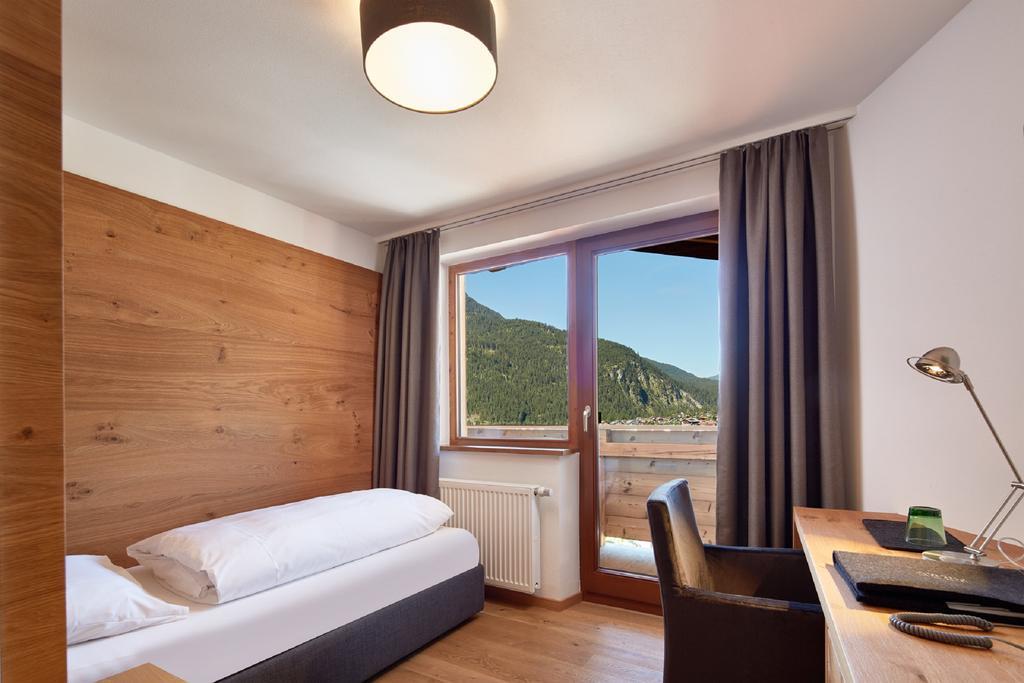 Der Gruene Baum Mountain Boutique Hotel 에르발트 외부 사진